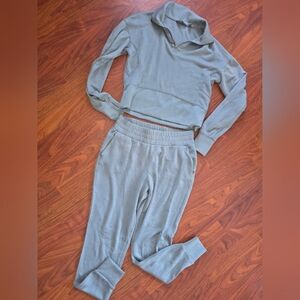 Danskin Women's Light Gray Jogger Set